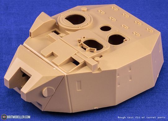 Збірна модель 1/35 FV215B (183), Amusing Hobby 35A008