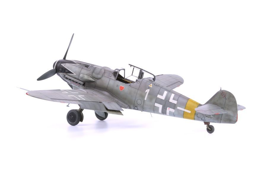 Збірна модель 1/48 Bf 109G-14 (ProfiPACK), Eduard 82118
