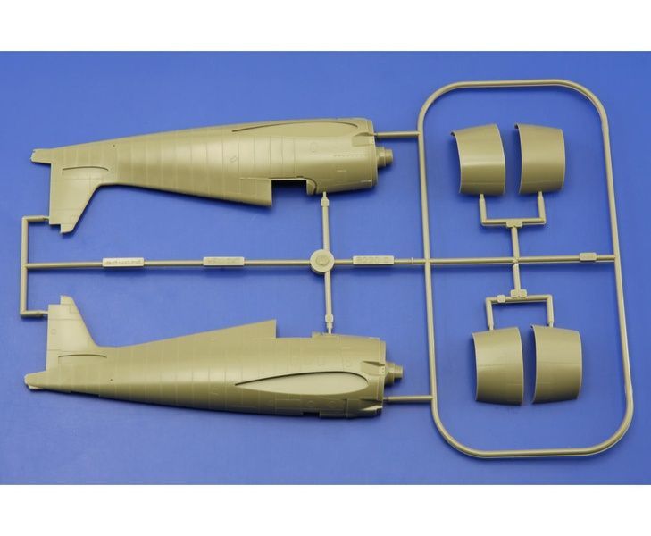 Збірна модель 1/48 F6F-5 Hellcat Late (ProfiPACK), Eduard 8224