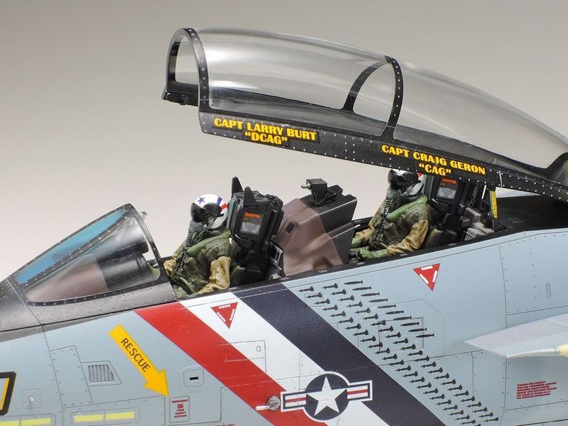 Збірна модель 1/48 Grumman F-14D Tomcat, Tamiya 61118