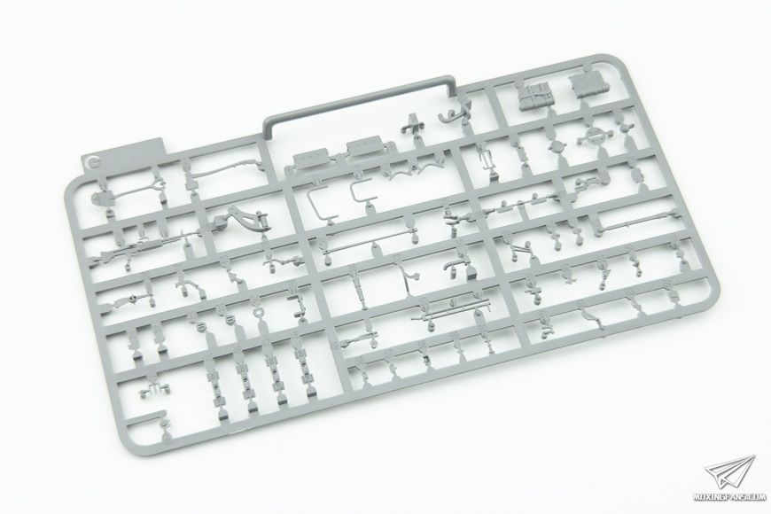 Збірна модель 1/35 M114A1E1 CRV (M114A2) бронетранспортер США, Takom 2149