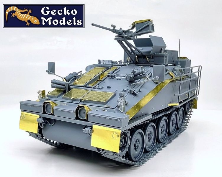 Збірна модель 1/35 FV103 Spartan український бронетранспортер з кулеметною баштою, Gecko Models 35GM0056