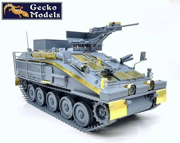 Збірна модель 1/35 FV103 Spartan український бронетранспортер з кулеметною баштою, Gecko Models 35GM0056