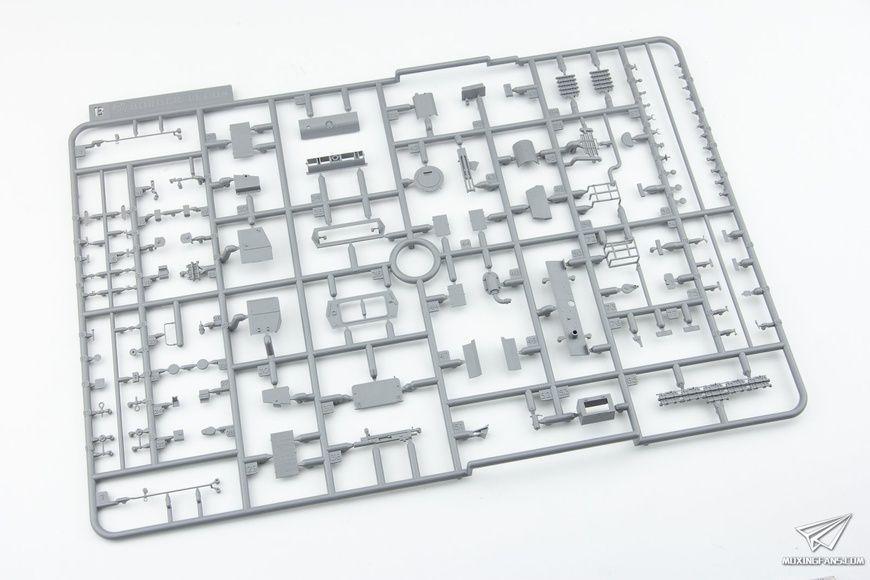 Збірна модель 1/35 Pz.Kpfw II Ausf.L Luchs, пізніх випусків, Border Model BT-018