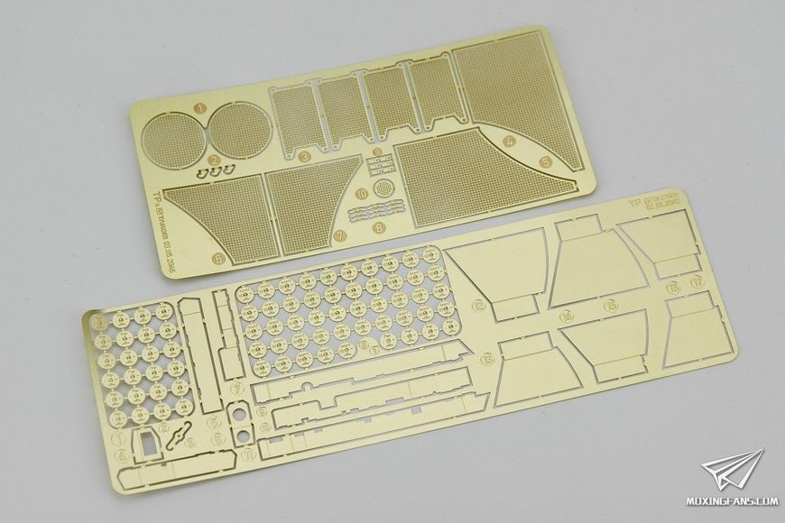 Збірна модель 1/35 Sd.Kfz.182 King Tiger з баштою Henschel, з повним інтер'єром, Takom 2073S