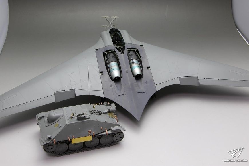 Збірна модель 1/32 Ho 229B німецький нічний винищувач, Takom 32002