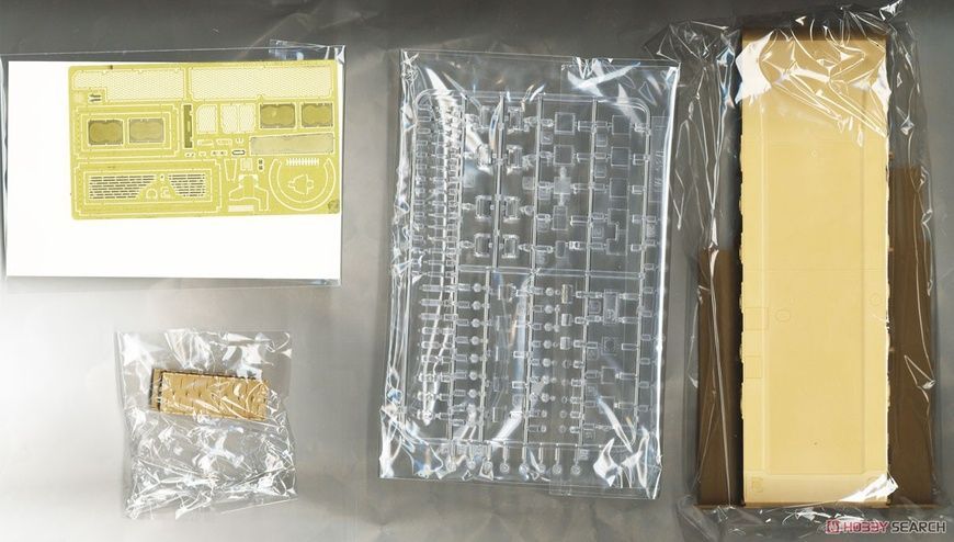 Збірна модель 1/35 M1A1SA-UKR Abrams український ОБТ з робочими траками, RFM RM-5120