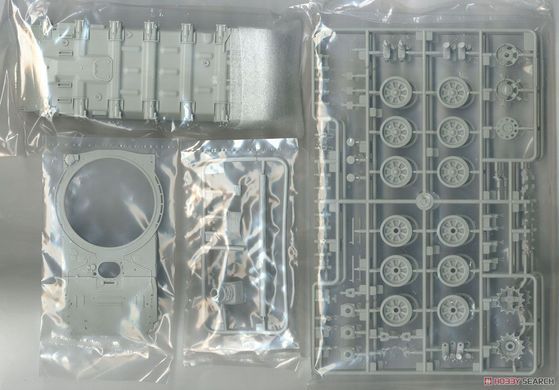 Збірна модель 1/35 Т-72А зр. 1983 р. основний бойовий танк, Trumpeter 09547