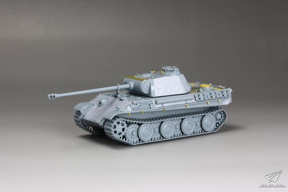 Збірна модель 1/72 Panther Ausf. G із "сталевими" катками та додатковим бронюванням, Vespid Models VS720009