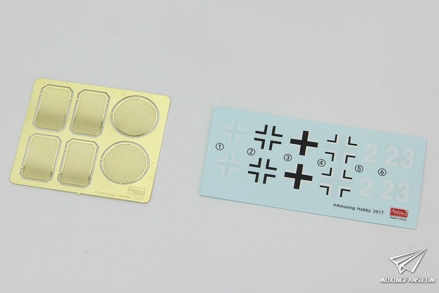 Збірна модель 1/35 E-100 з баштою проєкту Krupp, Amusing Hobby 35A015