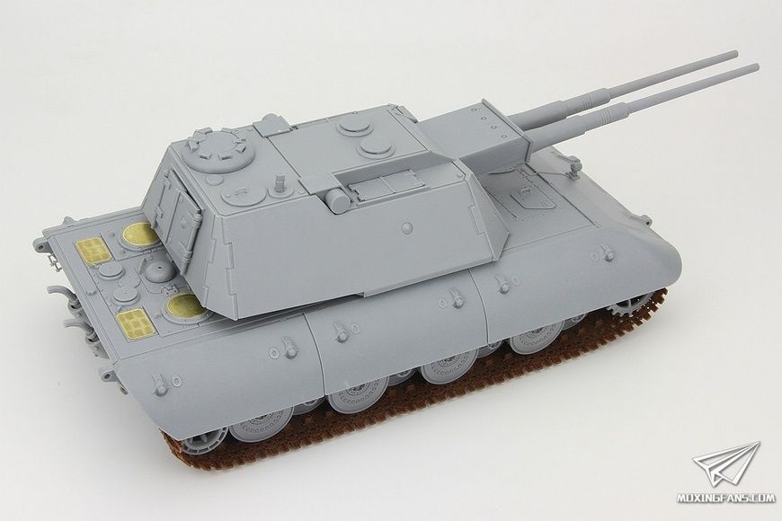 Збірна модель 1/35 8.8cm Flakzwilling Flakpanzer E-100, Amusing Hobby 35A016