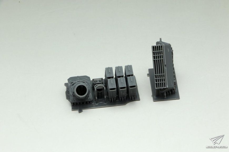 Збірна модель 1/35 Т-80УМ-2 основний бойовий танк, Amusing Hobby 35A068