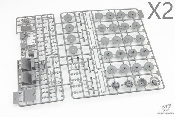 Збірна модель 1/35 Tiger I Pz.Kpfw.VI Ausf.E ранніх випусків, з реплікою Рицарського хреста, Border Model BT-010