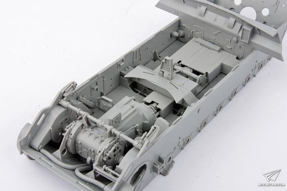 Збірна модель 1/35 Jagdpanther G1 пізніх випусків, з повним інтер'єром, Takom 2106