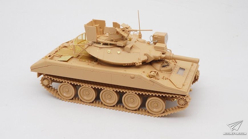 Збірна модель 1/35 M551A1 / M551A1 TTS Sheridan, RFM RM-5020