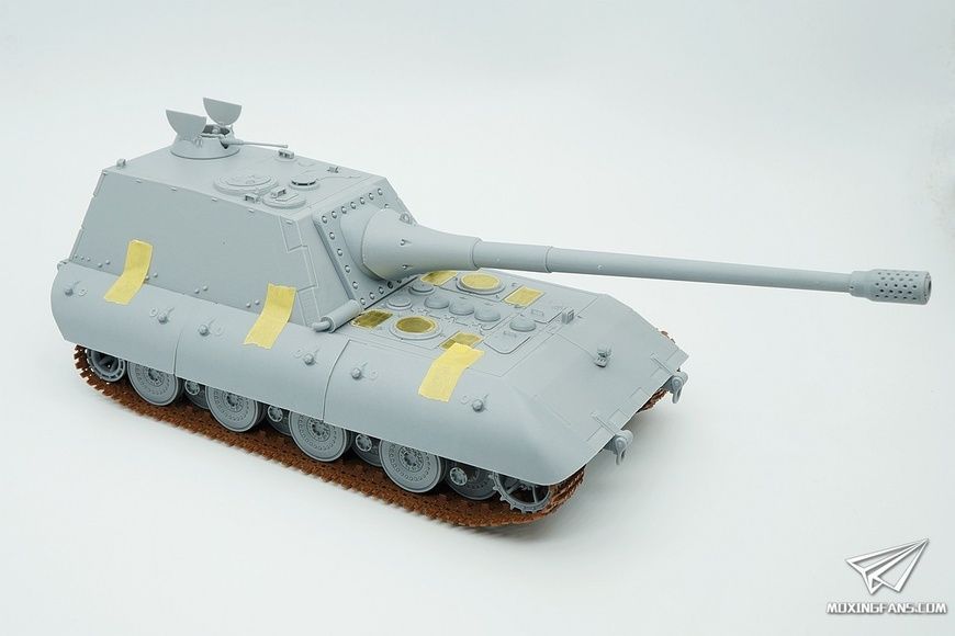 Збірна модель 1/35 Jagdpanzer E-100, Amusing Hobby 35A017