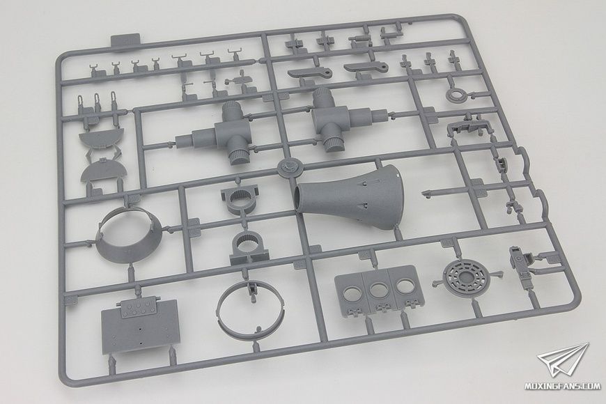 Збірна модель 1/35 Jagdpanzer E-100, Amusing Hobby 35A017