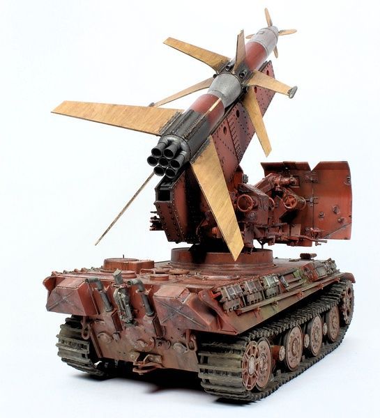Збірна модель 1/35 Rheintochter R-1 Panther II, Amusing Hobby 35A036
