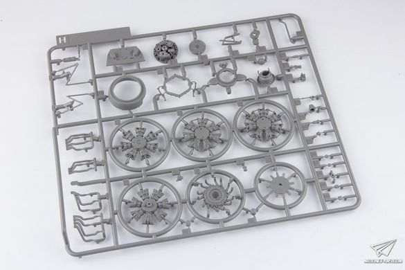 Збірна модель 1/35 Focke-Wulf Fw.190A-6 w/WGr.21 з інтер'єром, Border Model BF-003