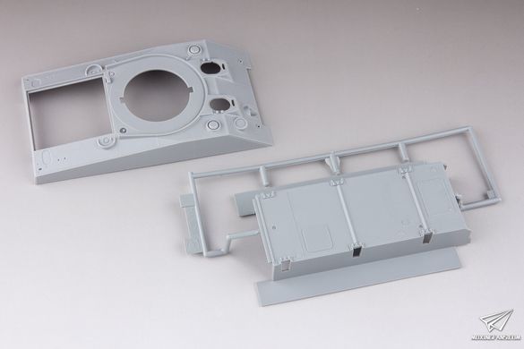 Збірна модель 1/35 Sherman Firefly 1c Welded Hull, з Magic Tracks та Duckbills, Dragon 6568