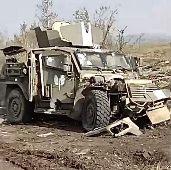 Збірна модель 1/35 Husky TSV (Tactical Support Vehicle), Meng VS-009