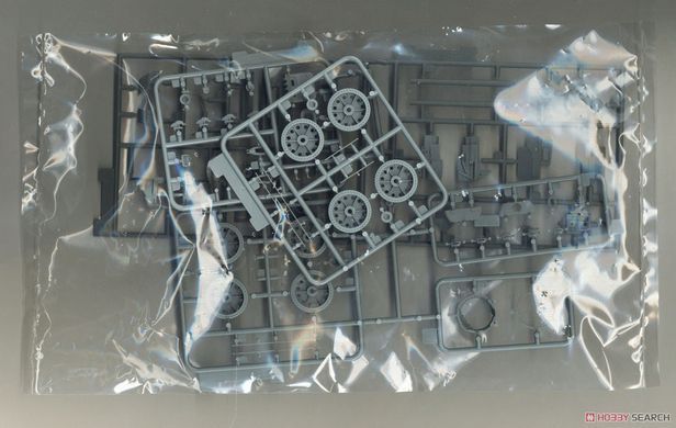 Збірна модель 1/35 Т-34/76 зр. 1942 із штампованою баштою ("Формочка", заводу УЗТМ) 2-в-1 командирський та лінійний танк, Dragon 6401