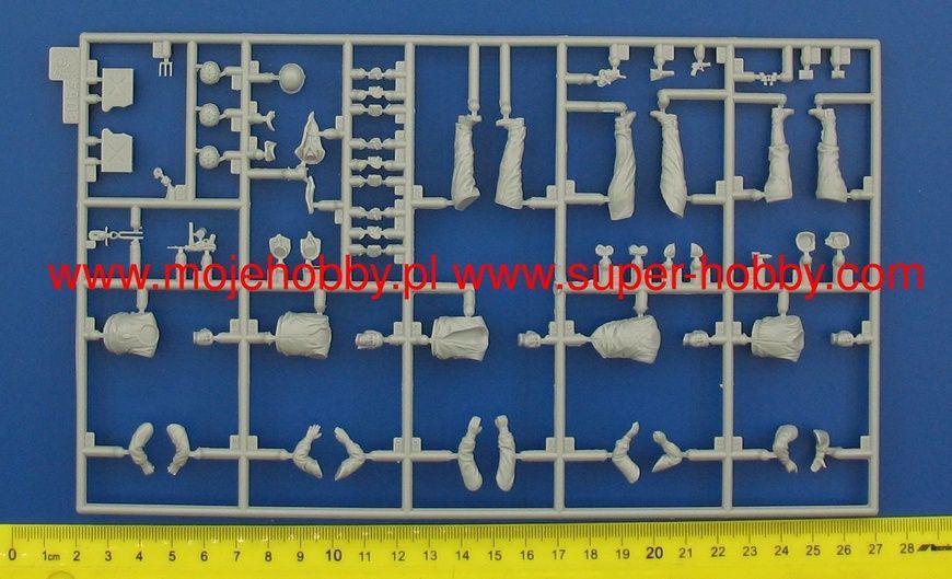 Збірна модель 1/35 Heavy Tank T1E1 / M6 / M6A1 3 в 1 (з фігурками), Dragon 6936