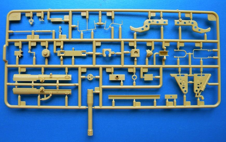 Збірна модель 1/35 40/43 M Zrinyi II угорська 105-мм штурмова САУ, Bronco CB35036