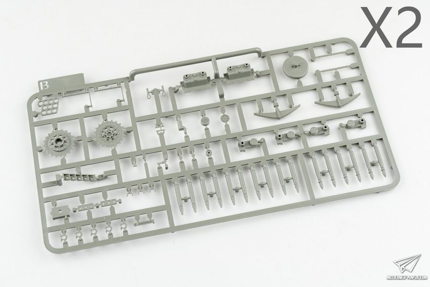 Збірна модель 1/35 Jagdpanzer 38(t) Hetzer командирський варіант, з інтер'єром та Winterketten, Takom 2181
