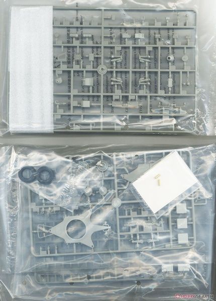 Збірна модель 1/35 МТЛБ з зенітною установкою ЗУ-23-2, з інтер'єром, Trumpeter 09618