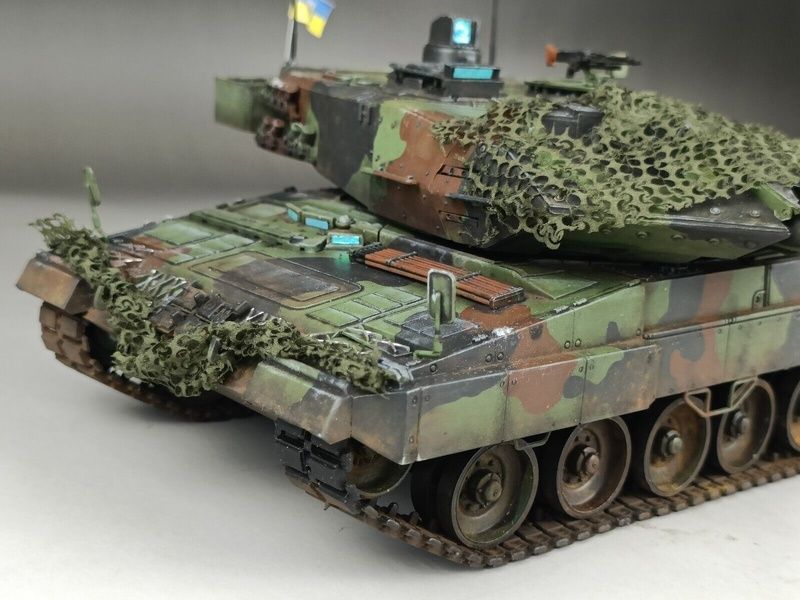 Маскувальна сітка еластична (Тип II, польовий зелений) з імітацією листя (1/35), ManWah MW-5106