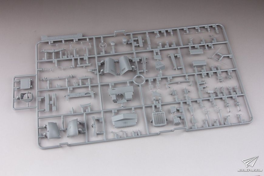 Збірна модель 1/35 5cm PaK 38 (Sf) auf Zugkraftwagen 1t, Dragon 6719