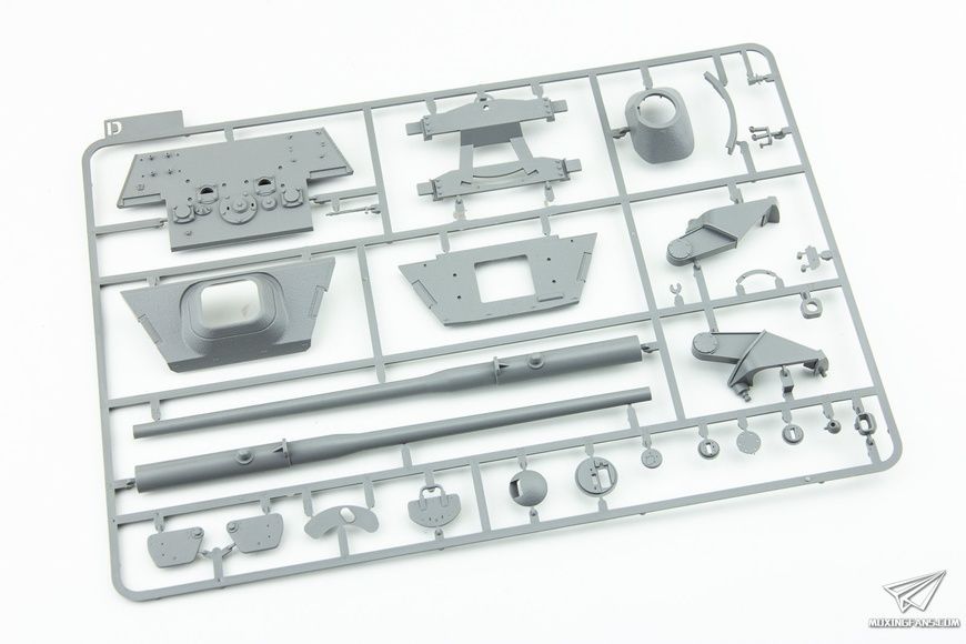 Збірна модель 1/35 Jagdtiger 128mm PaK L66 / 88mm PaK L71 (2 в 1), Takom 8008