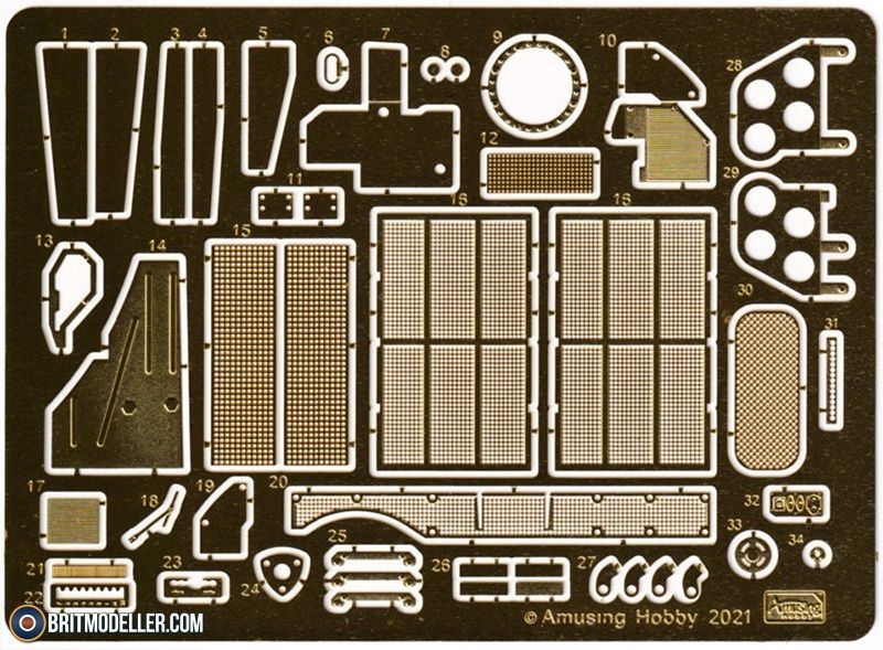 Збірна модель 1/35 Т-72 "Урал" з повним інтер'єром, Amusing Hobby 35A052