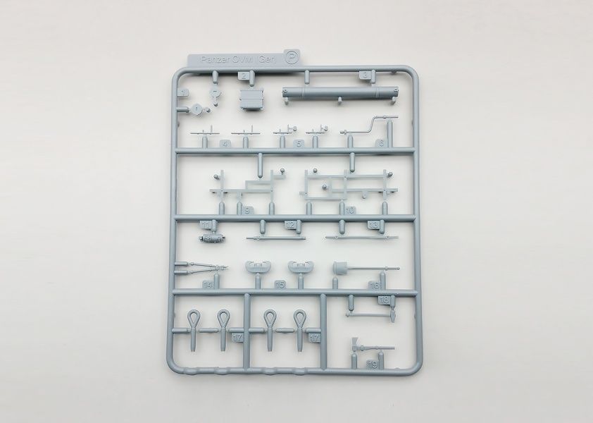 Збірна модель 1/35 Jagdpanzer 38(D), Amusing Hobby 35A021