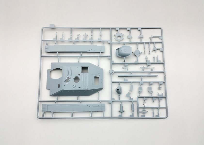 Збірна модель 1/35 Jagdpanzer 38(D), Amusing Hobby 35A021
