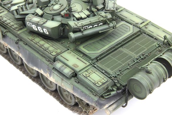 Збірна модель 1/35 Т-72Б3 основний бойовий танк, Meng TS-028