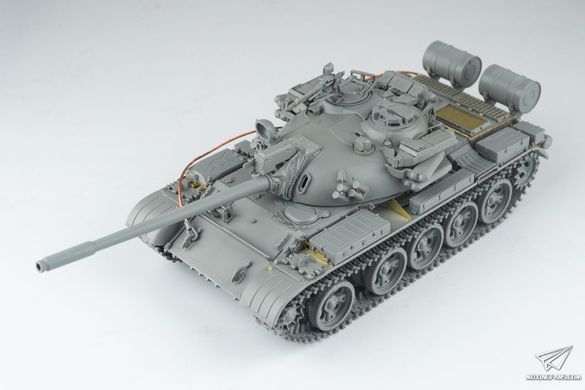 Збірна модель 1/35 Т-55АД з КАЗ "Дрозд" радянський середній танк, Takom 2166