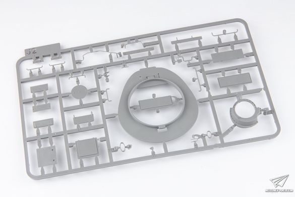 Збірна модель 1/35 Т-55АД з КАЗ "Дрозд" радянський середній танк, Takom 2166