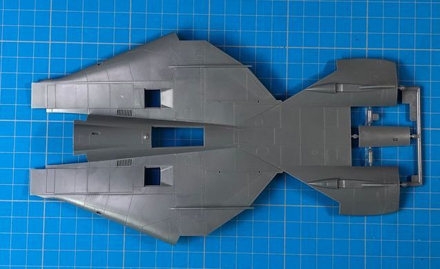 Збірна модель 1/48 Grumman F-14D Super Tomcat, AMK 88011
