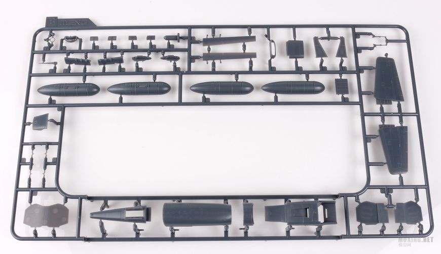Збірна модель 1/48 Винищувач P-51D/K Mustang, Повітряні сили Китаю, Meng LS-005