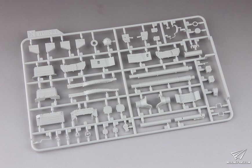 Збірна модель 1/35 Т-72Б3М з мінним тралом КМТ-8, Meng TS-053