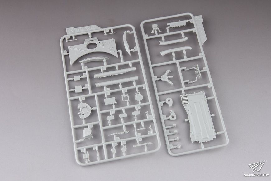 Збірна модель 1/35 Т-72Б3М з мінним тралом КМТ-8, Meng TS-053
