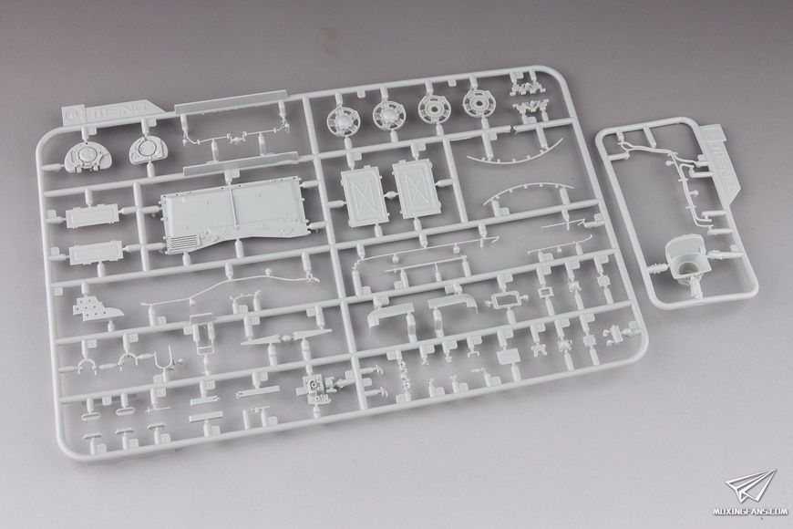Збірна модель 1/35 Т-72Б3М з мінним тралом КМТ-8, Meng TS-053