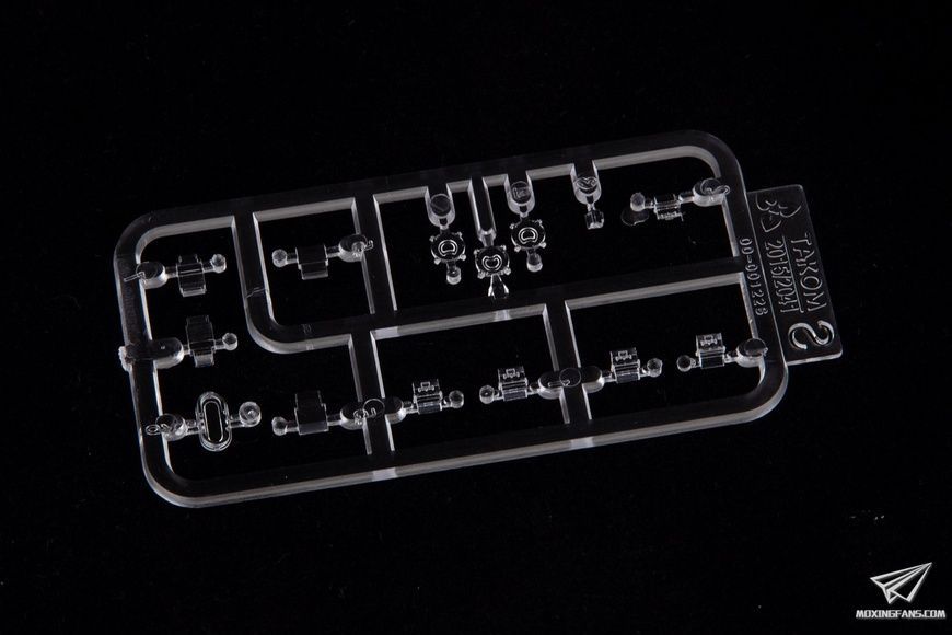 Збірна модель 1/35 Т-55АД з КАЗ "Дрозд" радянський середній танк, Takom 2166