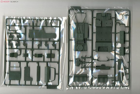 Збірна модель 1/35 Мікроавтобус T3 Transporter (Volkswagen Type 2), з фігуркою, Takom 2013