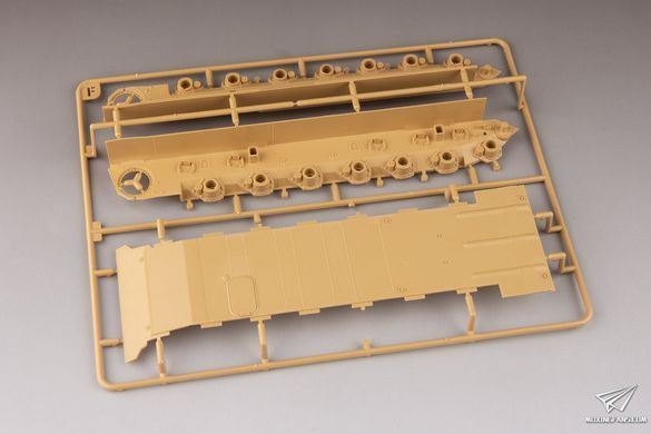 Збірна модель 1/35 Leopard 2A6, з робочими траками, RFM RM-5065