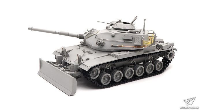 Збірна модель 1/35 M60A3 з бульдозерним відвалом М9, Takom 2137