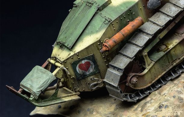 Збірна модель 1/35 Renault FT-17 з клепаною баштою, Meng TS-011