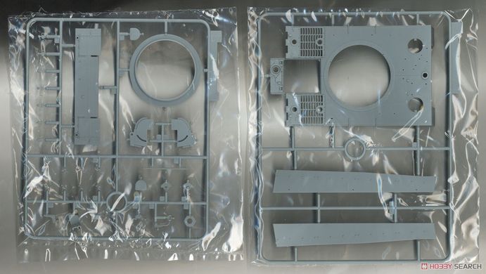 Збірна модель 1/35 Tiger I Pz.Kpfw.VI Ausf.E середніх випусків з циммеритом, танк Отто Каріуса, з Magic Track та доповненнями (2023), Dragon 6888